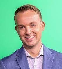 Alex Seymore's Instagram, Twitter & Facebook