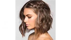 Coiffure pour cheveux court facile a faire coiffure simple. Coiffures De Soirees Nos 10 Idees Coiffures A Adopter Pour Noel Le Mans Noel Le Mans Maville Com