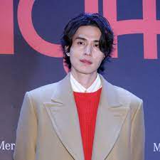 Dokkaebi (2016), hotel king (2014) and partner (2009). Dear Oppa A Fan From Singapore Showers Tale Of The Nine Tailed Star Lee Dong Wook With Love Pinkvilla