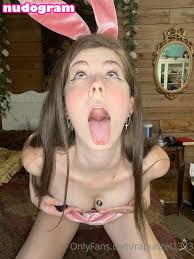 Rapunzel1333  Valerie Kelly  rapunzel1333333 Nude Leaks OnlyFans Photo  65 - Nudogram v2.1