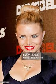 Kiersten Hall attends the 'Dumbbells' Los Angeles premiere at... News Photo 