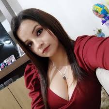 Michelle (@mishujohanna)