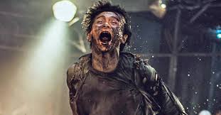 Madam adalah tentang pasangan, manajer restoran dan ahli perbaikan komputer, yang harus menyelamatkan keluarga mereka dari pembajakan selama liburan keluarga pertama mereka. Everything We Know About Train To Busan Presents Peninsula Rotten Tomatoes Movie And Tv News