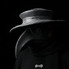 While plague doctors have been plying their trade since the middle ages, it was only after this period, during the 17th century, that they acquired their creepy trademark costume. Traditional Black Plague Doctor Mask And Hat Ministry Of Masks