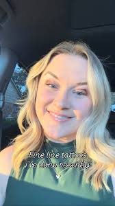 ❄️Snow white farmhouse❄️ Been a while since I've played in the snow, but it  was such a fun day yesterday! We built a snow man, had snow ball fights,  and warmed up