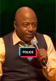 Don't mess with Canada. 🎥: @Andrew Searles, 'Worth It' Love comed...