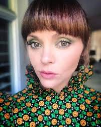 It's amazing the sweet look she really does have. Especially when she plays  a nutty nut bar like Misty Quigley lol gotta love our lady, Christina Ricci  🥰❤️❤️❤️