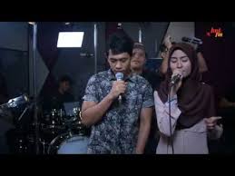 You can download free mp3 as a separate song and download a music collection from any artist, which of course will save you a lot of time. Disini Cinta Disana Cinta Lagu Mp3 Mp3 Dragon