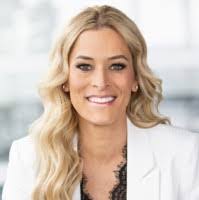 Jennifer Backman's Instagram, Twitter & Facebook