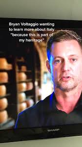 Who’s gonna tell him? 😅#topchef #bryanvoltaggio #italy #food