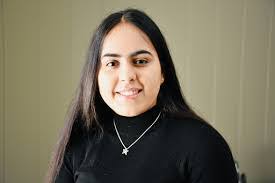 Kira Todd's Instagram, Twitter & Facebook