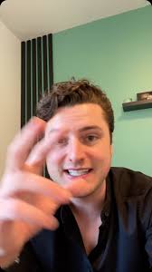 @lestraitres_noovo ce soir 20H à @noovo.ca ! Qui sera à l’écoute ? 😍