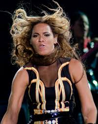 Is this the most extreme camel toe you've ever seen. Beyonce Shows Off Mrs Carter Show Costumes In Belgrade Lainey Gossip Entertainment Update