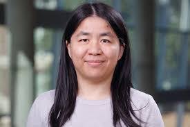 Elizabeth Lyden's Instagram, Twitter & Facebook