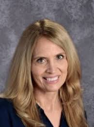 Karen Boda's Instagram, Twitter & Facebook