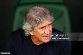 162 Manuel Pellegrini Atletico Madrid Photos & High Res Pictures