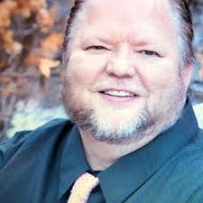 Dixie Morton's Instagram, Twitter & Facebook