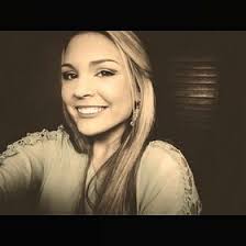 Haley Harmon (haalleyy)