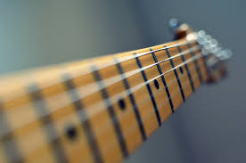 The condition of your guitar frets will determine how well the guitar play, and every time the strings are pressed against the frets, the friction for example, working with maple will cost more than working with a rosewood. How Many Frets Do Guitars Have Red Diamond Audio