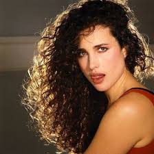 Aurora Saavedra (willytequiero)