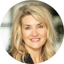 Tina Doan's Instagram, Twitter & Facebook