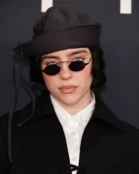 Our Shaylas! 🥹 @BillieEilish and @Finneas have arrived at the 2025 #Grammy  Awards. Photos: Getty