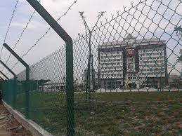 Harganya pun cukup bersaing dan awet. Chain Link Fencing Kimmu