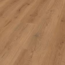 Trend Oak Natural Basic Laminate Flooring Laminate Flooring Flooring Trends Flooring