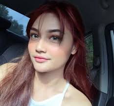 Izara aishah berkain batik sopan. Gambar Seksi Dedah Peha Bukan Sensitif Puteri Aishah