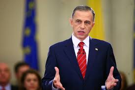 Sedinta senatului, care a fost condusa de catre vicepresedintele petru filip (pdl), a durat mai putin de zece minute, iar mircea geoana nu a fost prezent. Cum A Ajuns Mircea GeoanÄƒ SÄƒ ConducÄƒ Psd Si Cum A Fost Exclus Din Partid De NÄƒstase Iliescu Si Ponta