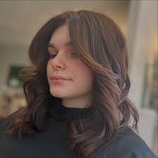 Lauren Chivers's Instagram, Twitter & Facebook