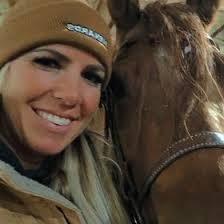 Genna Hackett's Instagram, Twitter & Facebook