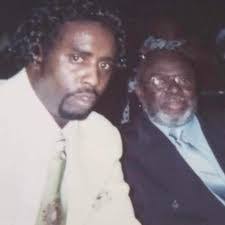 Larry Live's Instagram, Twitter & Facebook