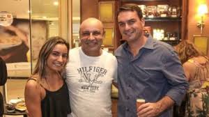 Rachadinha pode ter comprado apartamento de flávio no rj, diz jornal. Flavio Bolsonaro Presta Depoimento Ao Mp No Rio No Inquerito Da Rachadinha Istoe Independente
