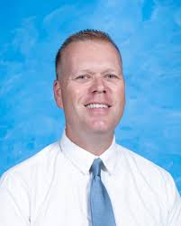 Kerry Pickrell's Instagram, Twitter & Facebook