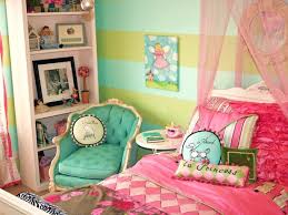 Discover bedroom ideas and design inspiration from a variety of french country bedrooms, including color, decor and theme options. Parisian Girls Bedroom Ideas French Themed Bedrooms For Girls F Hgtv
