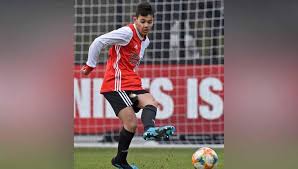 Setelah indisipliner, kini pelecehan seksual. Max Christoffel Bisa Ke Timnas Indonesia U 19 Ini 3 Bek Yang Terancam Indosport