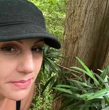 Looking for recommendations for a stylist who specializes in blonde hair  and does not use heat. Someone who takes their time and does not overbook  clients to rush you out the door.