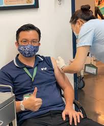 Sau khi chuyến bay vn 217 hạ cánh tại sân bay tân sơn nhất, toàn bộ lô hàng bơm tiêm được chuyển về kho hàng của sân bay. Bá»‡nh Viá»‡n Fv Tá»• Chá»©c Tiem Váº¯c Xin Phong Covid 19 Cho 146 Bac SÄ© Nhan Vien Tuyáº¿n Ä'áº§u Chá»'ng Dá»‹ch Bá»‡nh Viá»‡n Fv
