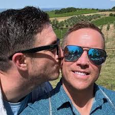 Kristopher Dalton's Instagram, Twitter & Facebook