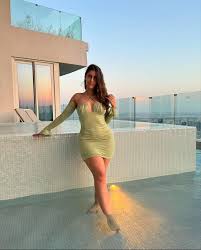 Yaaaayy so my outfit is approved 😇