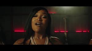 Slim santana has gone viral after she accepted the buss it challenge from tiktok. Fans Say Buss It Challenge Gone Too Far After Onlyfans Creator Slim Santana Posts A Video