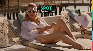 That suggests both sides stand an equal chance of winning. Sunglasses Emma Frost White Queen January Jones In X Men The Beginning Spotern