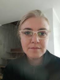 Marisa Coronado's Instagram, Twitter & Facebook