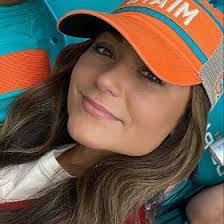 Natalie Padron's Instagram, Twitter & Facebook