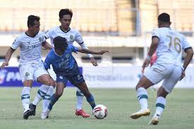 Turnamen ini juga tidak melibatkan penonton maupun suporter yang hadir di stadion. Pbukmoazj4nelm