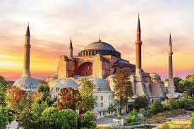 You will plunge in this lest of the top 10 largest mosques, if you are interested in the amazing architecture. Where To See Some Of The World S Most Beautiful Mosques