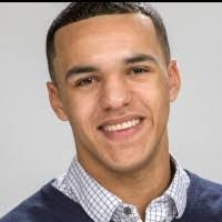 Elisha Abbott's Instagram, Twitter & Facebook