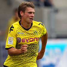 Dodane z telefonu o 17:22, 7 marca 2021. Lukasz Piszczek Von Borussia Dortmund Wird Gegen Seine Sechsmonatige Nationalmannschaftssperre Vorgehen Fussball