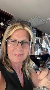 Can you name this awesome restaurant/ bar in Freeport?